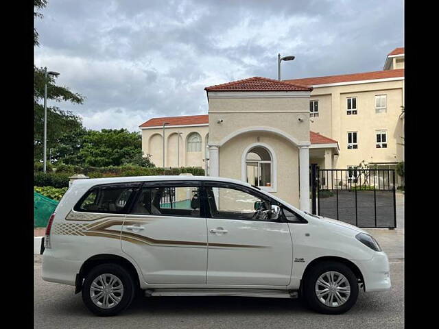 Used Toyota Innova [2009-2012] 2.5 GX 8 STR BS-IV in Bangalore