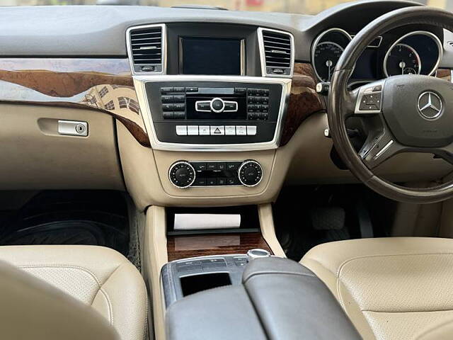 Used Mercedes-Benz M-Class ML 250 CDI in Ghaziabad