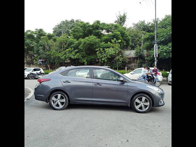 Used Hyundai Verna [2017-2020] SX (O) 1.6 CRDi  AT in Delhi