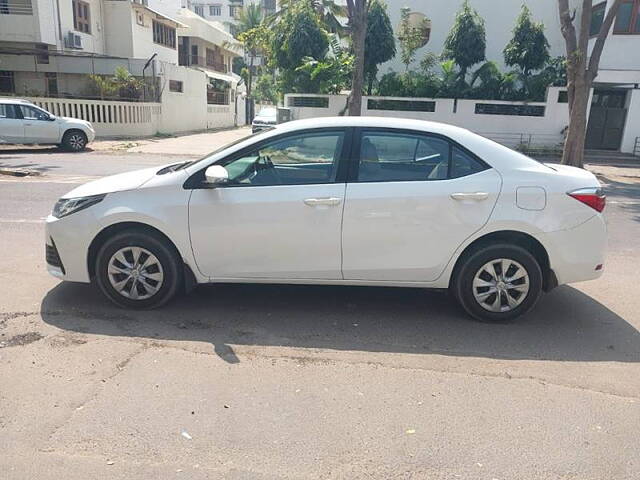 Used Toyota Corolla Altis [2014-2017] G in Ahmedabad