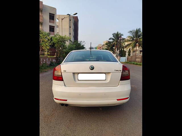 Used Skoda Laura [2005-2009] L&K 1.9 PD MT in Surat