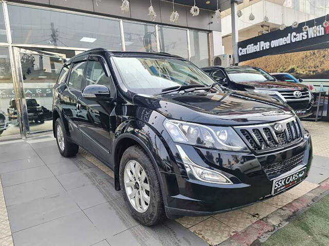 Used Mahindra XUV500 [2015-2018] W10 in Lucknow