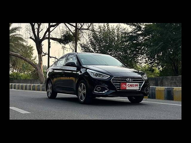 Used 2019 Hyundai Verna in Noida