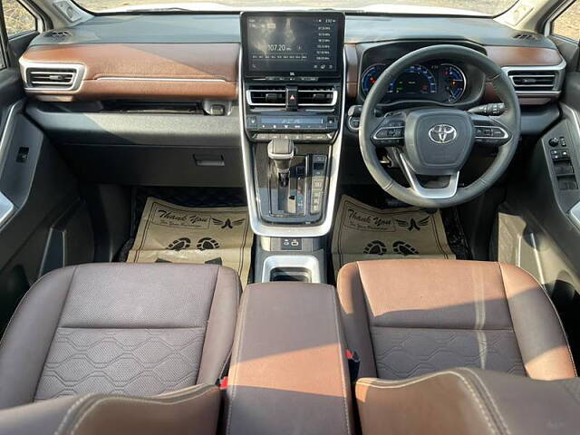 Used Toyota Innova Hycross VX Hybrid 7 STR in Meerut