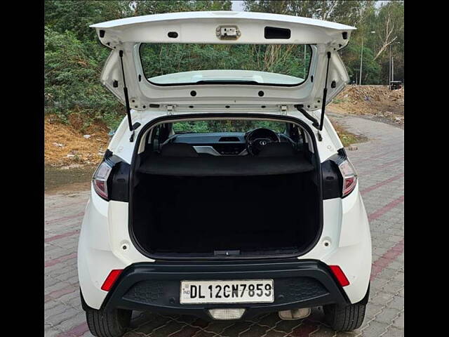 Used Tata Nexon [2017-2020] XM in Delhi