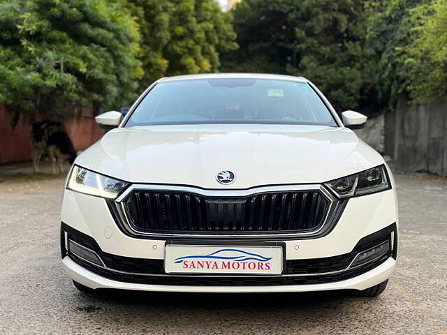 Used Skoda Octavia L&K 2.0 in Delhi