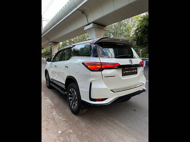 Used Toyota Fortuner Legender 2.8 4X4 AT in Delhi