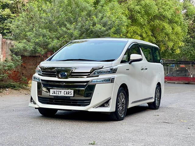 Used Toyota Vellfire VIP – Executive Lounge in Delhi