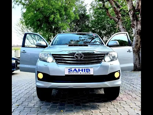 Used 2014 Toyota Fortuner in Agra