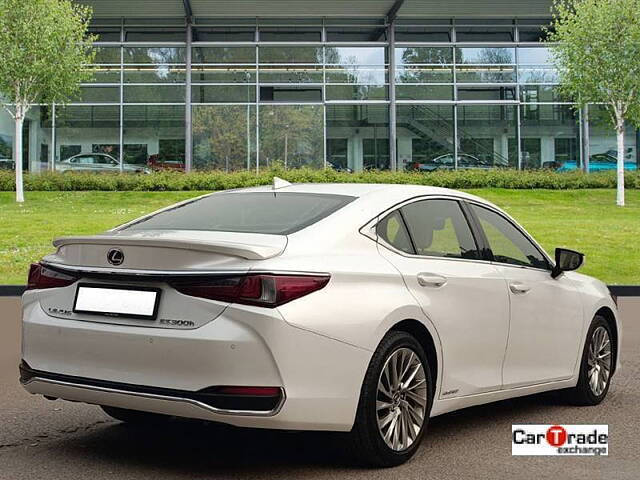 Used Lexus ES 300h Luxury [2020-2021] in Delhi