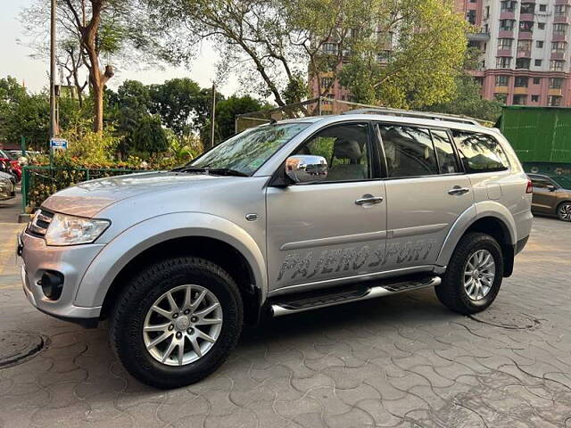 Used Mitsubishi Pajero Sport 2.5 AT in Kolkata