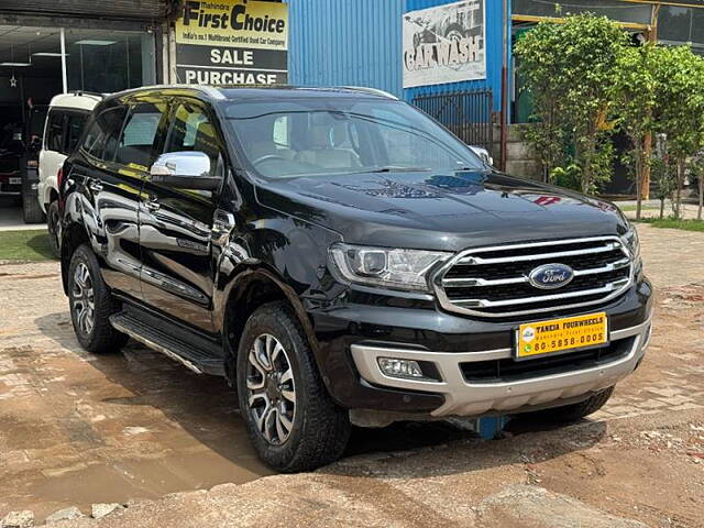 Used Ford Endeavour Titanium 2.0 4x2 AT in Gurgaon