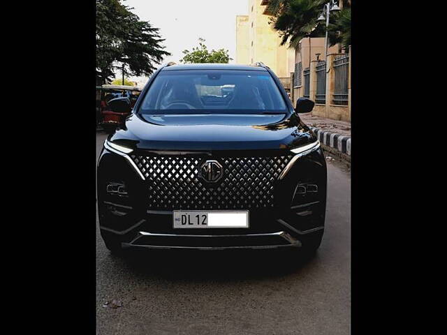 Used 2023 MG Hector Plus in Gurgaon