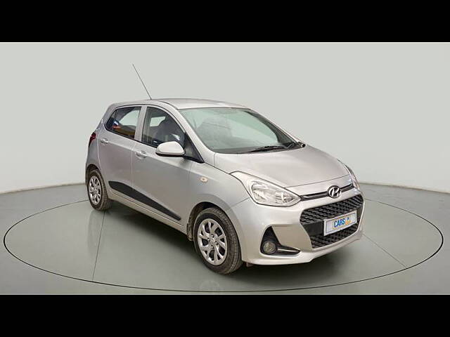 Used 2018 Hyundai Grand i10 in Delhi