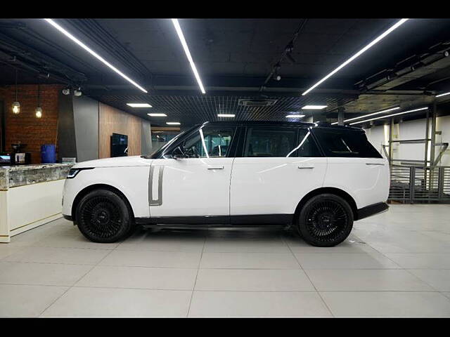 Used Land Rover Range Rover Autobiography 4.4 LWB Petrol [2022] in Kanpur