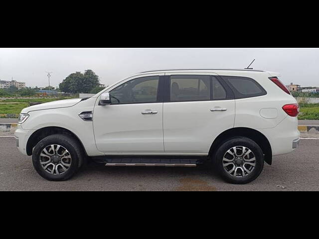 Used Ford Endeavour [2016-2019] Titanium 3.2 4x4 AT in Hyderabad