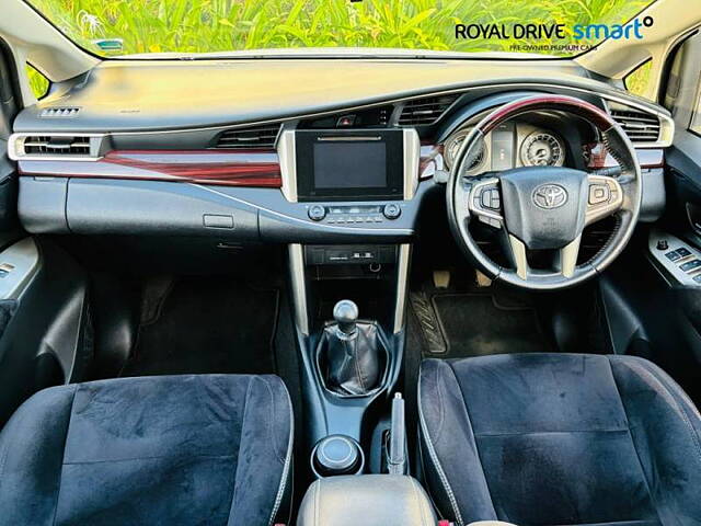 Used Toyota Innova Crysta [2016-2020] 2.4 V Diesel in Kochi