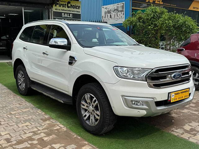 Used Ford Endeavour [2016-2019] Titanium 3.2 4x4 AT in Gurgaon