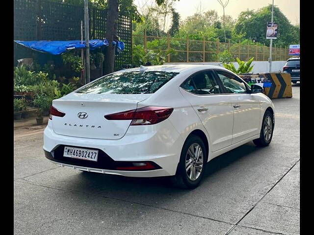 Used Hyundai Elantra [2016-2019] 2.0 SX MT in Mumbai