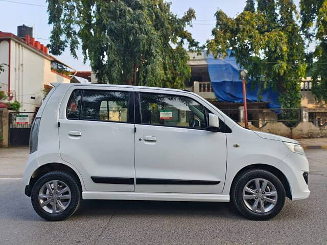 Used Maruti Suzuki Stingray VXi in Mumbai