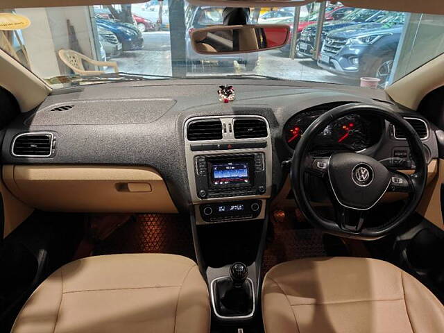 Used Volkswagen Polo [2016-2019] Highline1.2L (P) in Mumbai