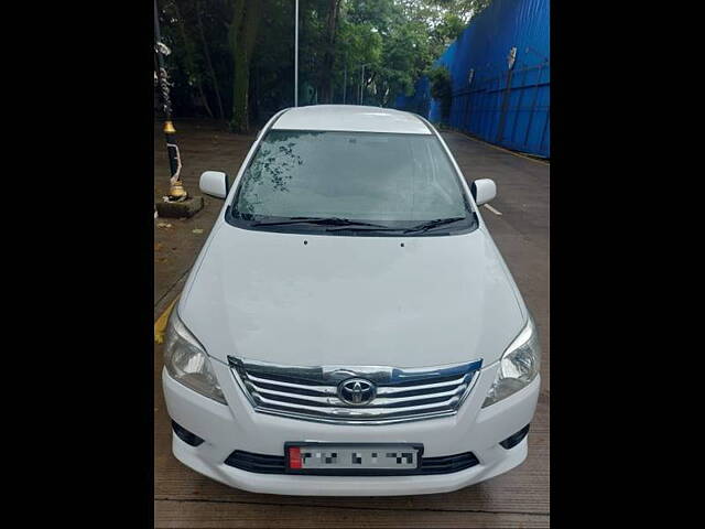 Used 2013 Toyota Innova in Kolhapur