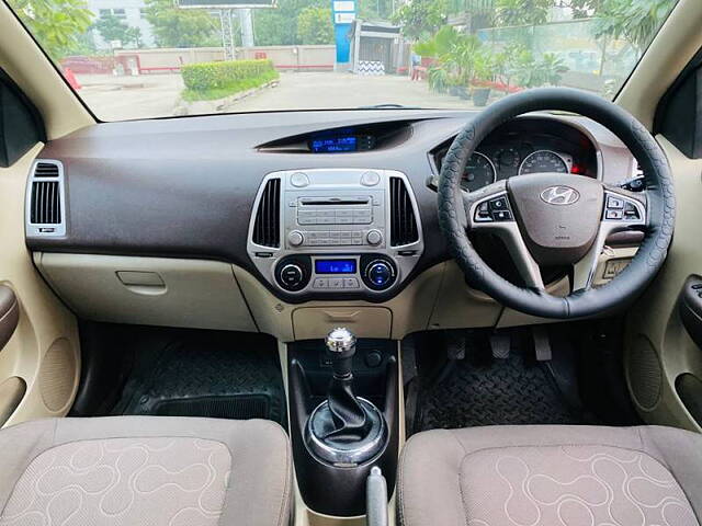 Used Hyundai i20 [2010-2012] Sportz 1.2 (O) in Ahmedabad