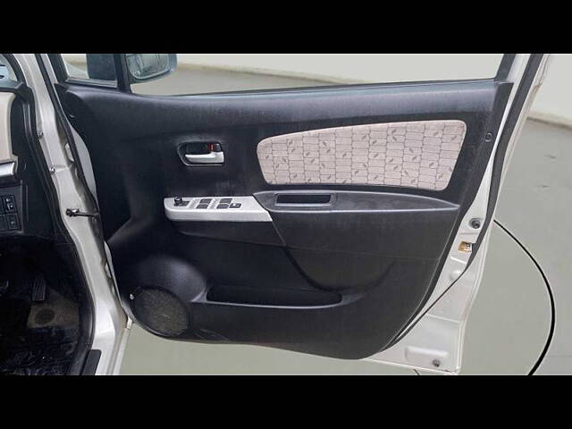 Used Maruti Suzuki Wagon R 1.0 [2014-2019] VXI AMT in Pune