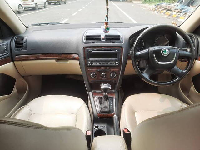 Used Skoda Laura Ambiente 2.0 TDI CR AT in Mumbai