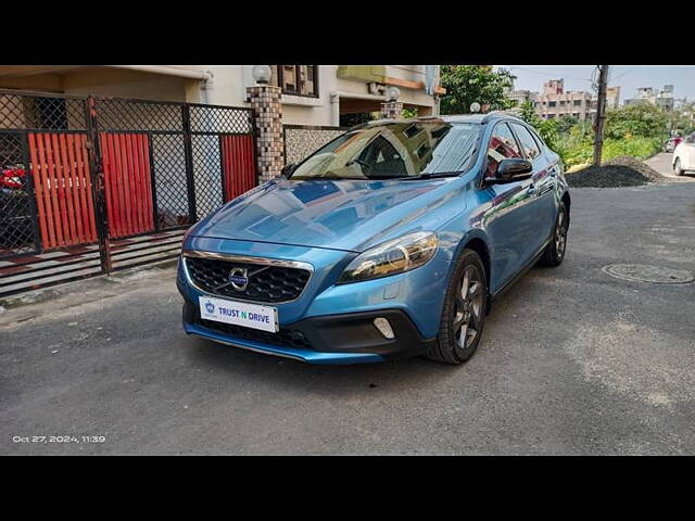 Used Volvo V40 Cross Country [2013-2016] D3 in Kolkata