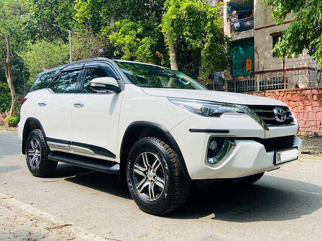 Used 2017 Toyota Fortuner in Delhi