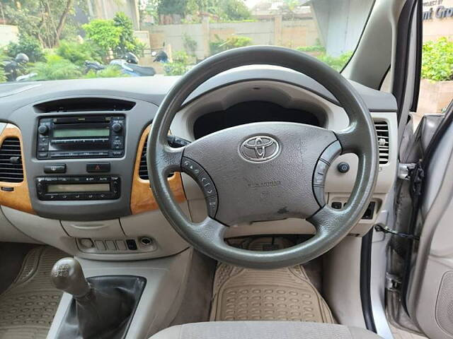 Used Toyota Innova [2009-2012] 2.5 VX 8 STR BS-IV in Mumbai