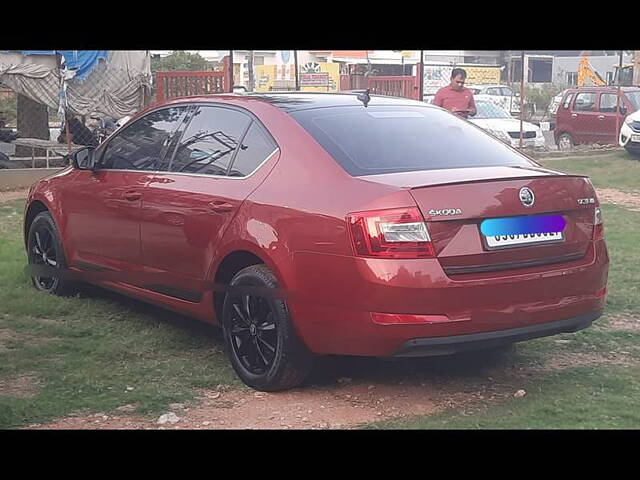 Used Skoda Octavia [2017-2021] 2.0 TDI CR Style Plus AT [2017] in Vadodara