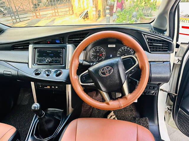 Used Toyota Innova Crysta [2016-2020] 2.4 G 7 STR [2016-2017] in Mumbai