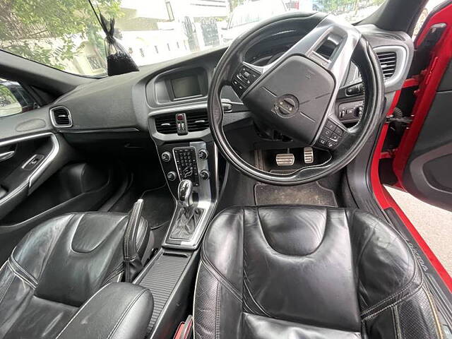 Used Volvo V40 [2016-2019] D3 R-Design in Lucknow