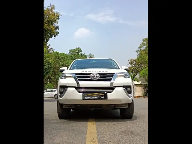 Used 2018 Toyota Fortuner in Delhi