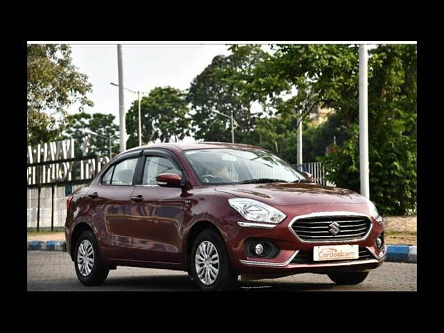 Used Maruti Suzuki Dzire [2017-2020] VXi in Kolkata