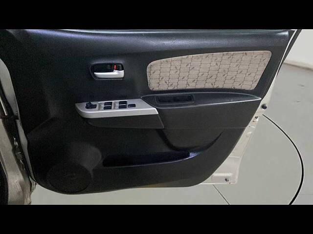 Used Maruti Suzuki Wagon R 1.0 [2014-2019] VXI in Mumbai