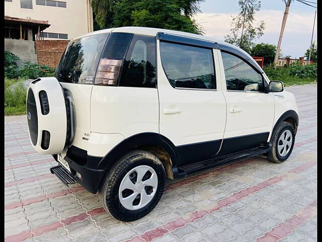 Used Mahindra NuvoSport N6 AMT in Delhi