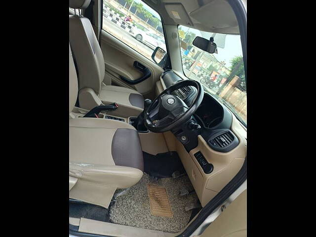 Used Mahindra TUV300 [2015-2019] T4 Plus in Zirakpur