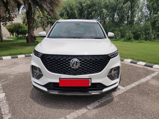 Used 2020 MG Hector Plus in Mohali