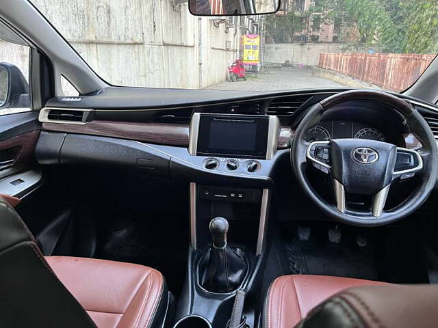 Used Toyota Innova Crysta [2016-2020] 2.4 G 7 STR [2016-2017] in Mumbai