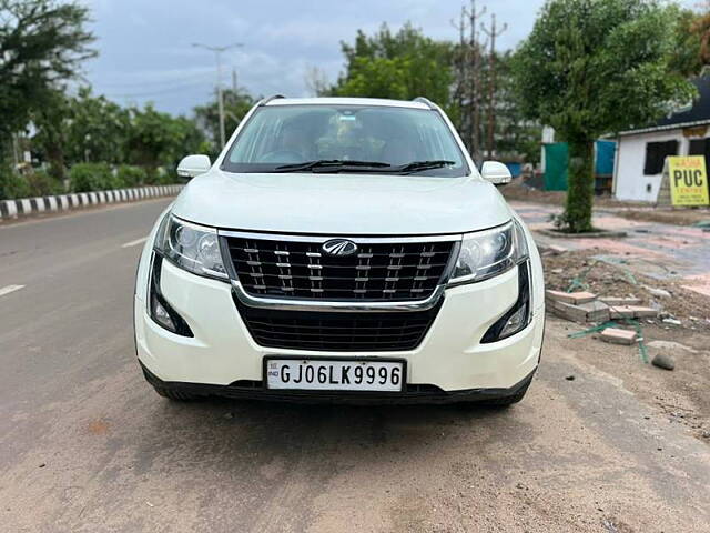 Used Mahindra XUV500 W9 [2018-2020] in Vadodara