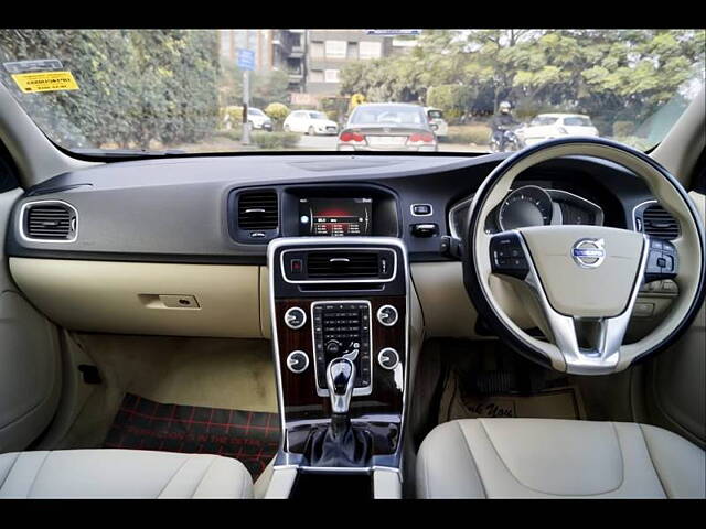 Used Volvo S60 [2015-2020] Momentum [2015-2020] in Delhi