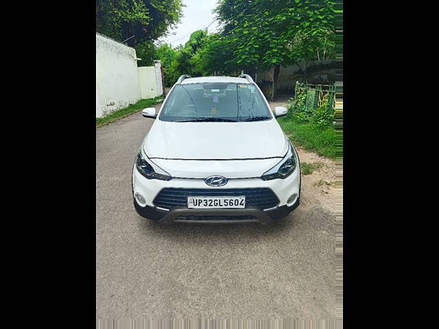 Used 2015 Hyundai i20 Active in Lucknow