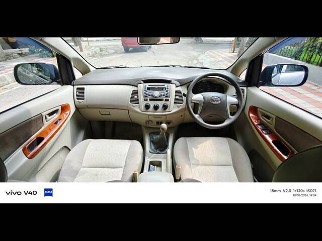 Used Toyota Innova [2009-2012] 2.5 GX 8 STR BS-IV in Bangalore