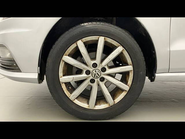 Used Volkswagen Ameo Highline Plus 1.0L (P) 16 Alloy in Delhi