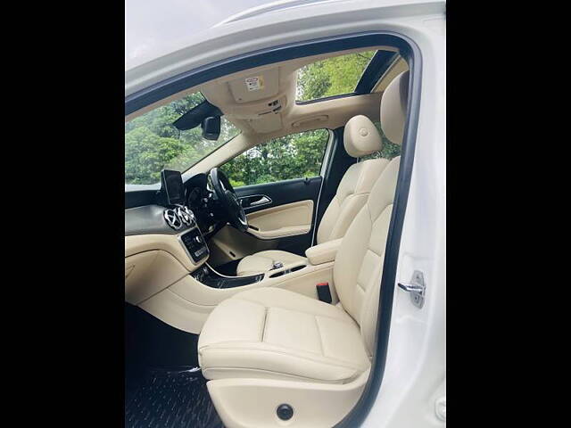 Used Mercedes-Benz GLA [2017-2020] 200 Sport in Delhi