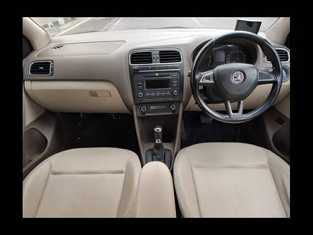 Used Skoda Rapid [2014-2015] 1.6 MPI Elegance AT in Mumbai