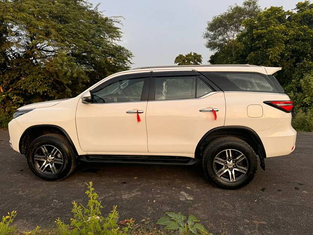 Used Toyota Fortuner 4X2 AT 2.8 Diesel in Delhi